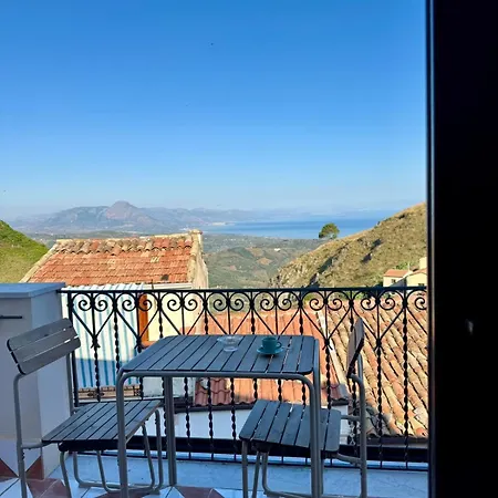 בית נופש Casa Maria Luisa *